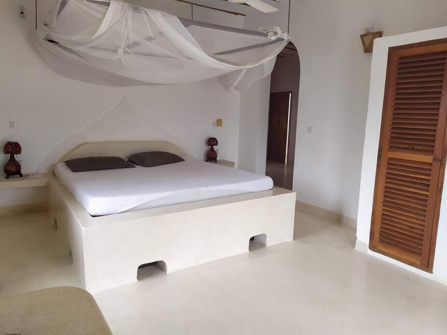 Apartamento Luxury Simba House In Watamu ☆☆☆☆☆ Exterior foto